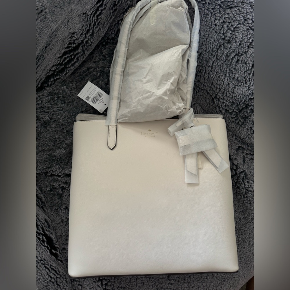 Kate Spade Purse BNWT off white/blush color